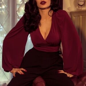 La Femme En Noir Bishop Top Oxblood Red 2x